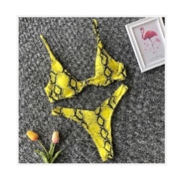 Snake print bikini - Picture 2 of 2